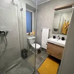아파트 Ahat